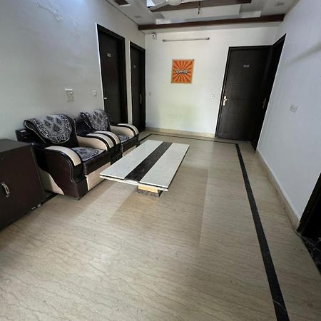 ホテル Parkview Residency グルガウン エクステリア 写真